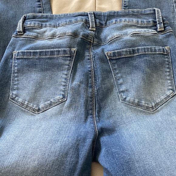 d. Jeans light denim - Picture 3 of 3